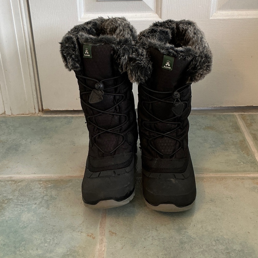 Kamik Black Fur-Trimmed Boots